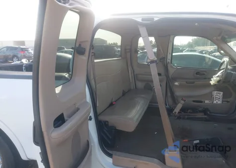 2000 Ford F-150 Lariat/Work Series/Xl/Xlt z USA, uszkodzony, nr VIN 1FTRX17L0YNC28474